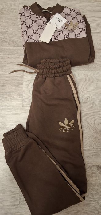 Dres   .  damski.