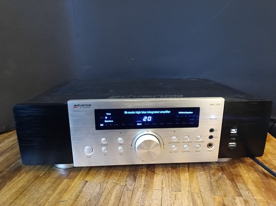 Wzmaczniacz Adwenture Acoustic 250 MAX