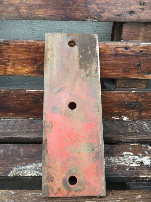 Леміш до плуга PR7302