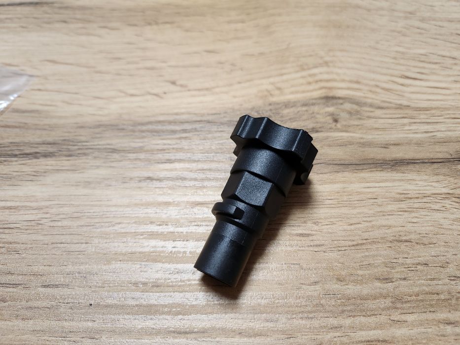 Adapter pps 1.0 Sata 5000/5500 .
Pasuje do wyżej wymienionych.Serdeczn