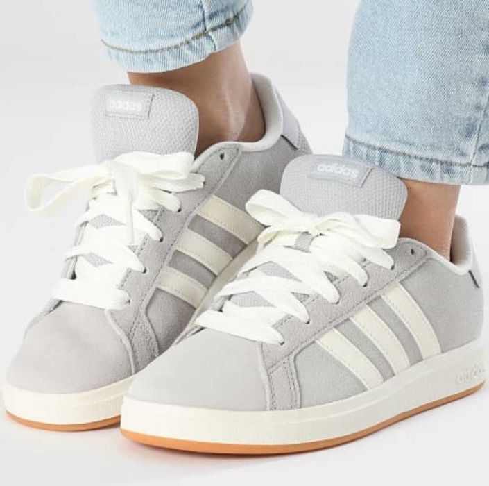 Замшеві кросівки Adidas, оригінал, р-р 37, уст 24 см