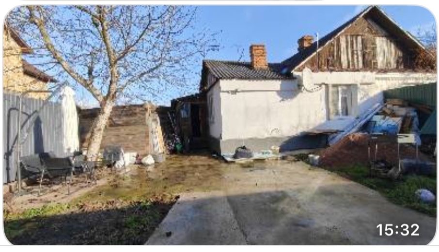 Продаж частини будинку