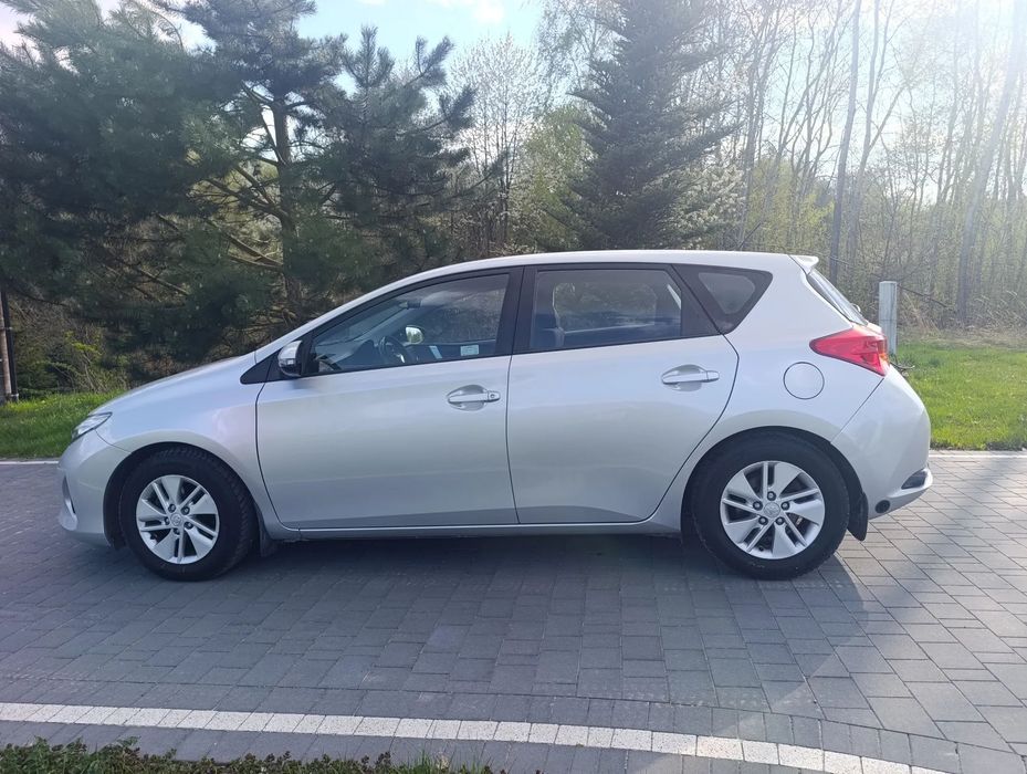 Toyota Auris Toyota Auris Benzyna + LPG
