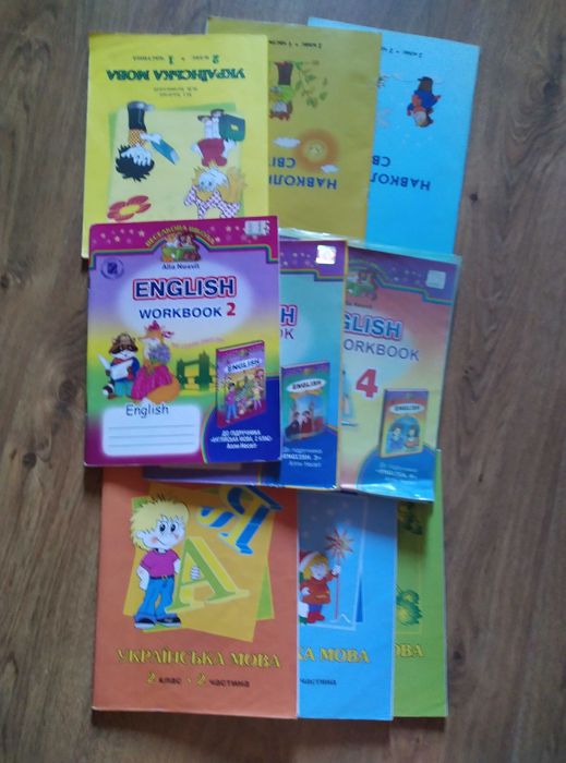 Продам зошити з Матем., Engl., Навкол. світ 1, 2, 3 кл Росток