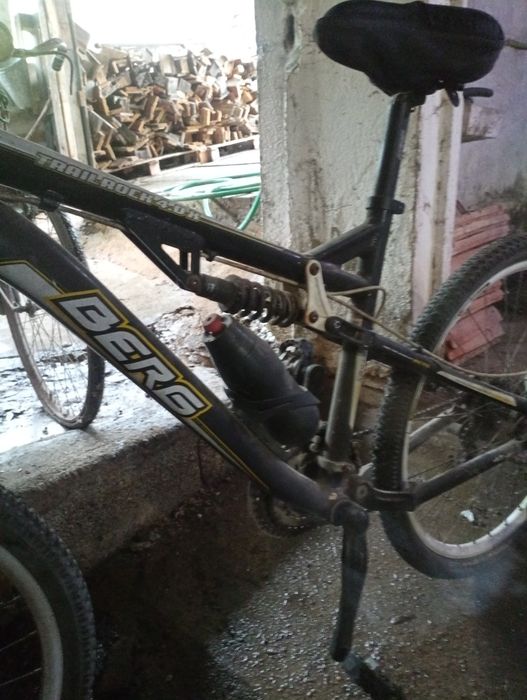 Bicicleta BTT super resistente