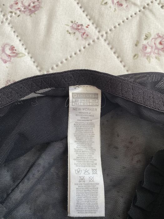 Czarny top bieliźniany na ramiączka cekiny 75A ensored mesh coquette