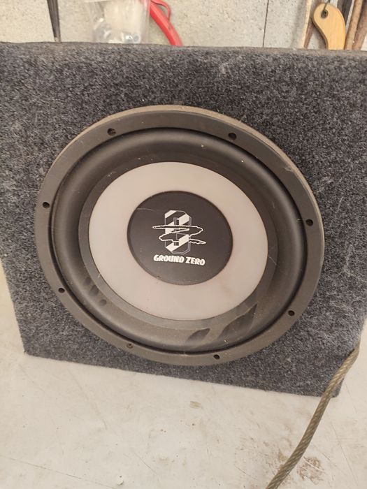 Subwoofer amplificador de carro
