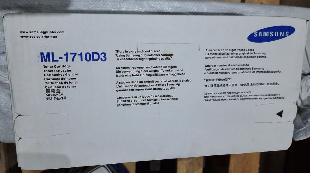 Новый оригинальный тонер картридж Samsung ML-1710D3
