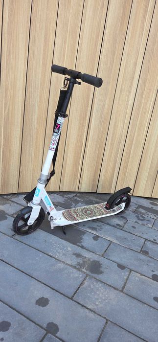 Hulajnoga OXELO MID 7 biała