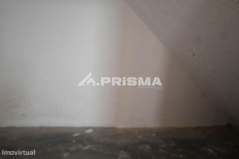 Andar de moradia T2 para arrendamento em Salgueiro do Campo, Castelo B