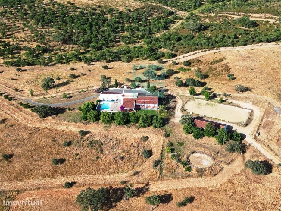 Herdade equestre com moradia T5 e piscina, 93,5ha, em Ourique, Alen...