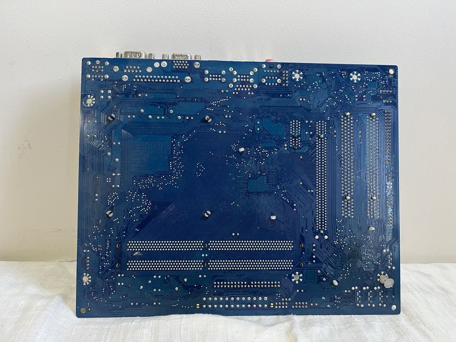 Материнська плата Системний блок Компʼютер