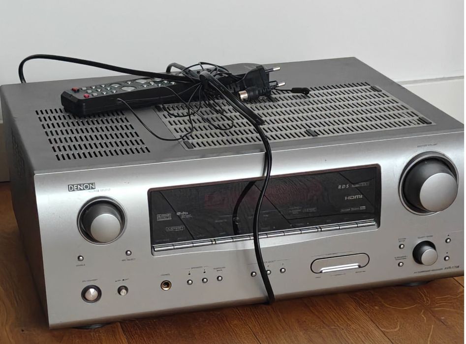 Denon AVR 1708 + pilot + antena