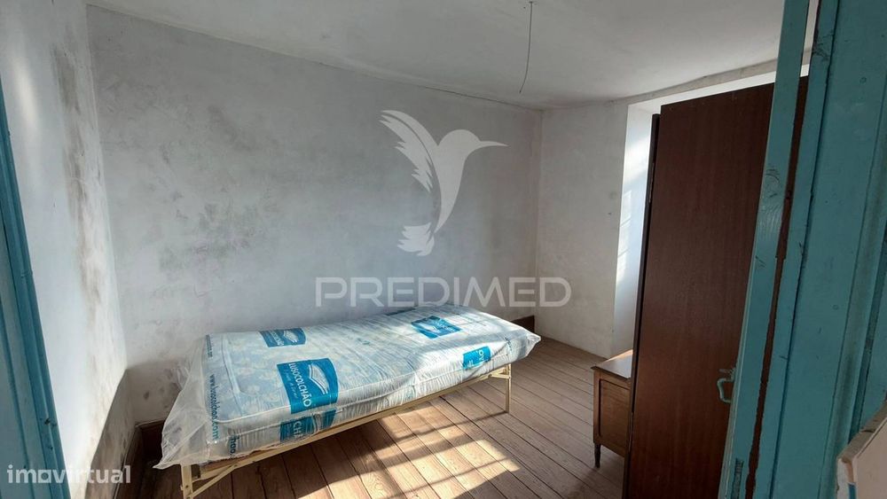 Moradia Com Terreno E Espaço Exterior – Brinço, Macedo De Cavaleiros