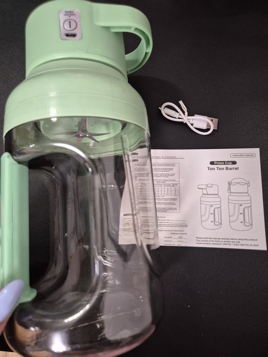Przenośny Blender Koktajlowy Ton Ton Juicer Cup 1,5L Miętowy