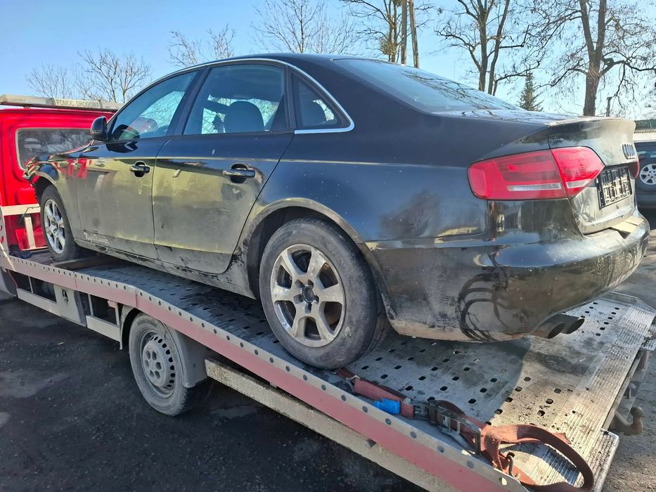 Audi A4 B8 2010r