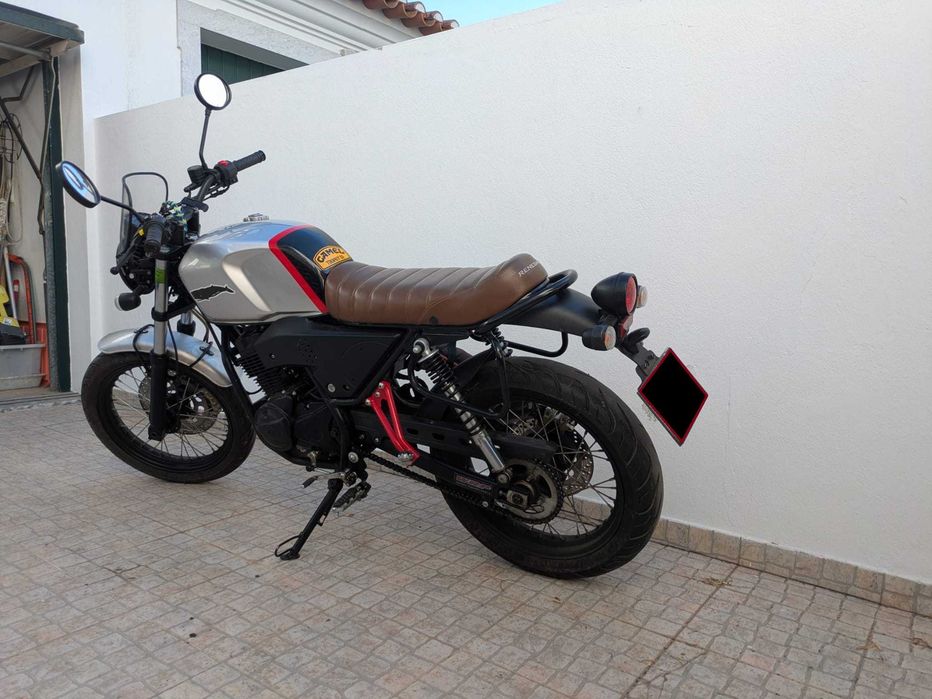 Scrambler X Cafe