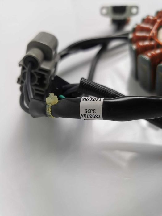 Triumph Daytona 660 Tiger 660 Trident 660 Oryginalny Alternator Prądnica Stojan  T1304201 Sprawna
