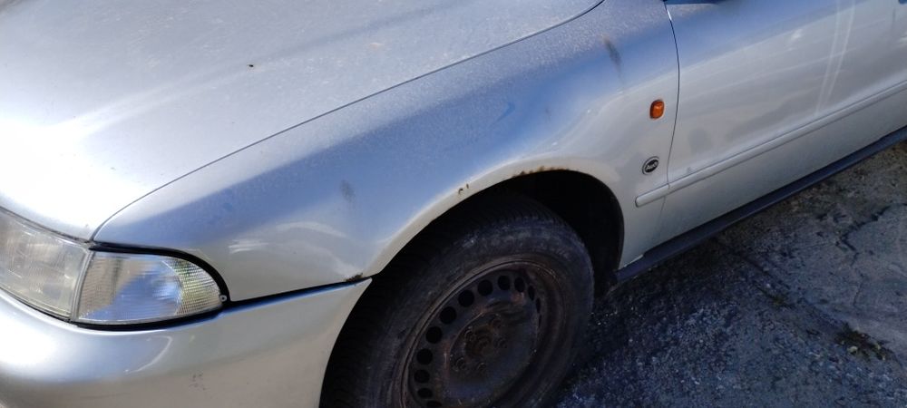 Audi a 4 b 5 błotnik prawy lewy LY7M