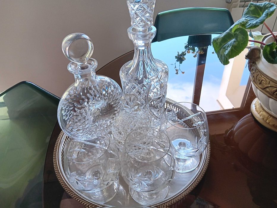 Conjunto de copos e Garrafas Cristal Atlantis