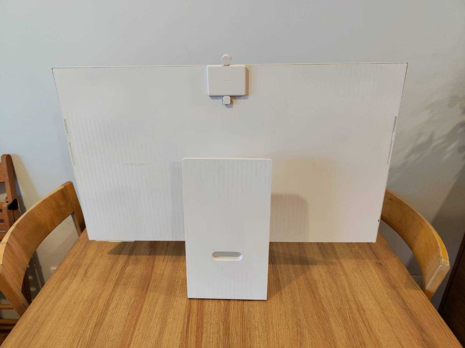Samsung Smart M8 S32BM801UU Biały