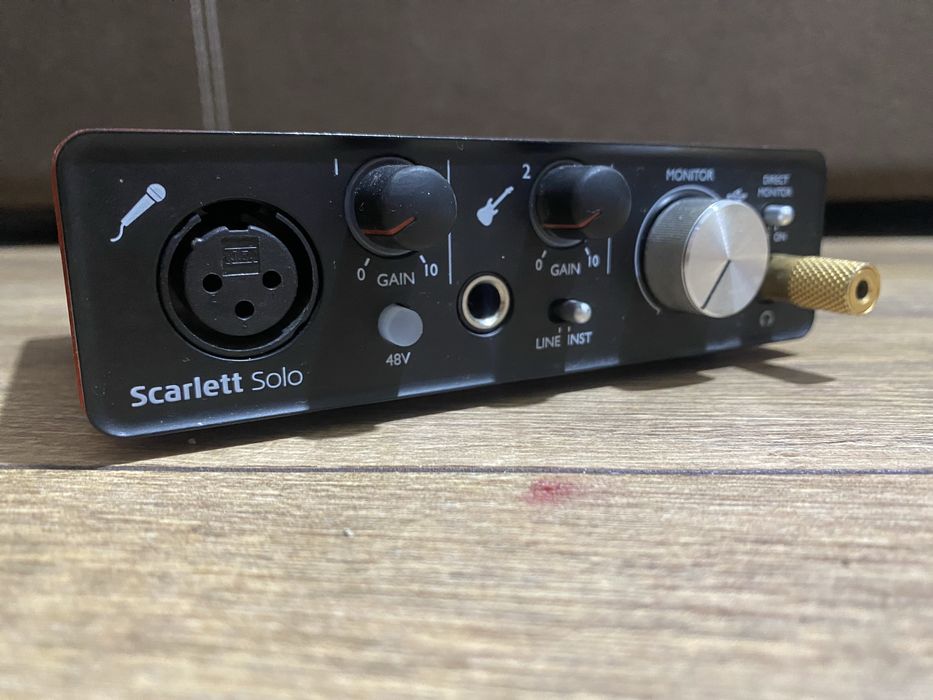 Звукова карта Focusrite Scarlett Solo 2nd Gen