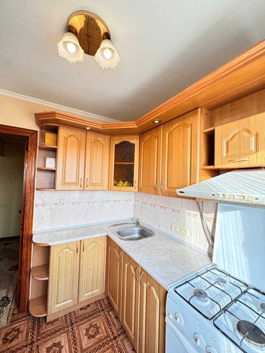 Продається 2км квартира в центральній частині міста, вул. Пулюя