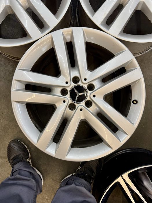 Оригинальные диски mercedes r19 8,5j et62 5x112 4шт