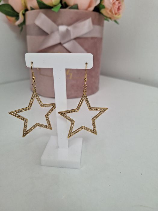 Kolczyki że stali szlachetnej