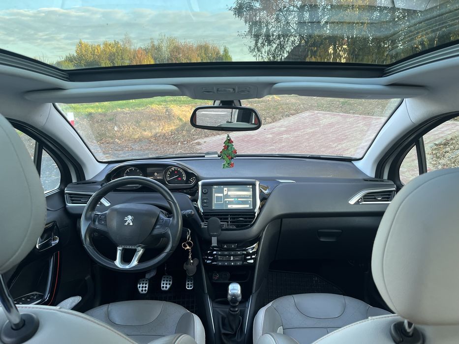 Peugeot 208 1.6 HDi Roland Garros