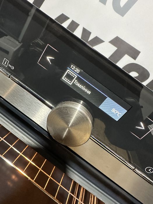 Духовий шкаф Siemens