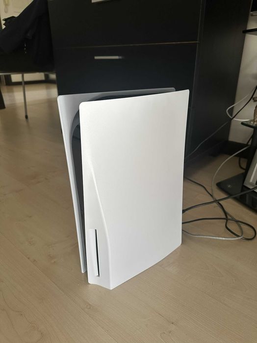 PlayStation 5 (PS5) Edição Digital 825GB + Comando DualSense