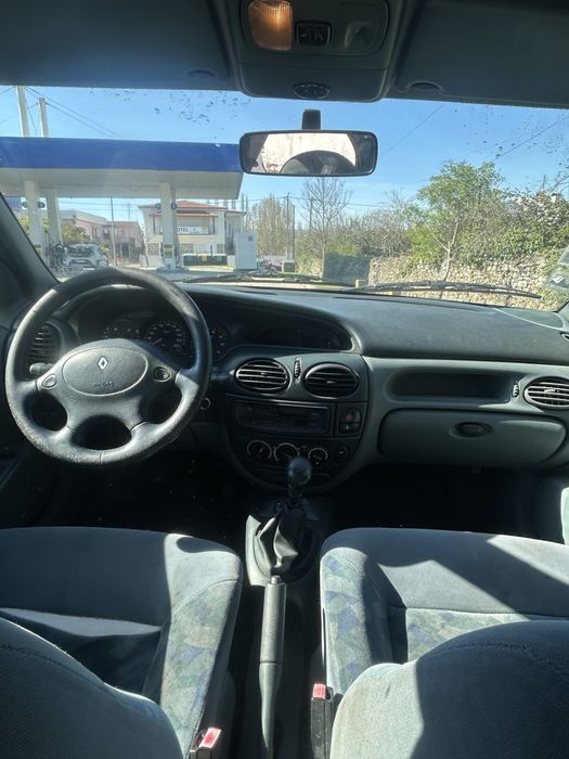 Renault megane 1.4 em muito bom estado