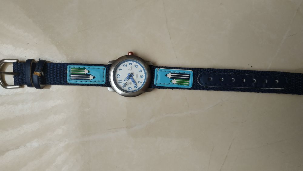 Продам годинник дитячий