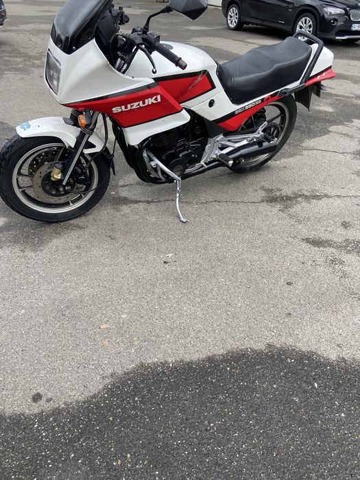 Suzukl GSX550ES