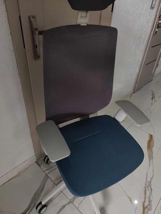 Fotel obrotowy Accis Pro 151SFL Profim