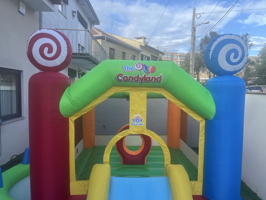 Aluguer de insuflavel festa crianças