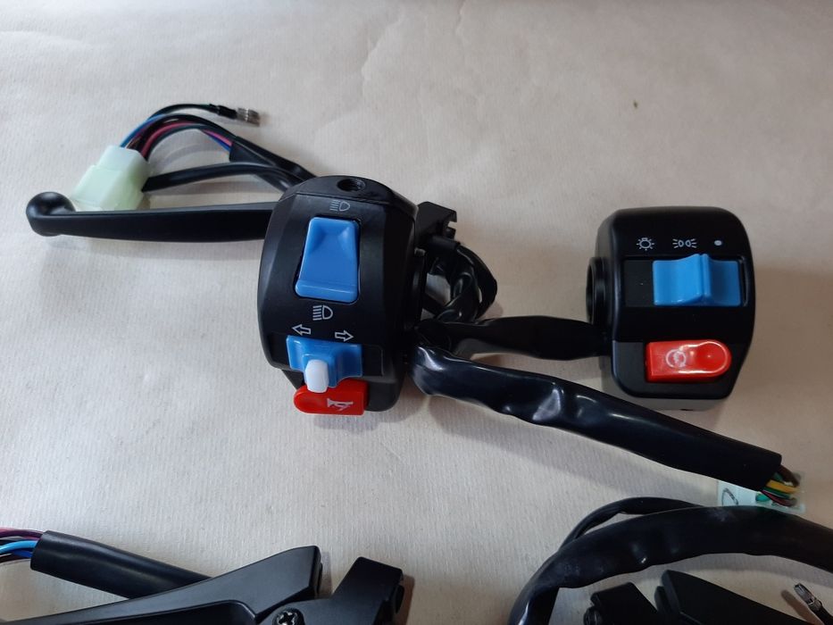 Ручки (блоки) пульты кнопок руля мотоцикл скутер мопед Альфа Дельта.