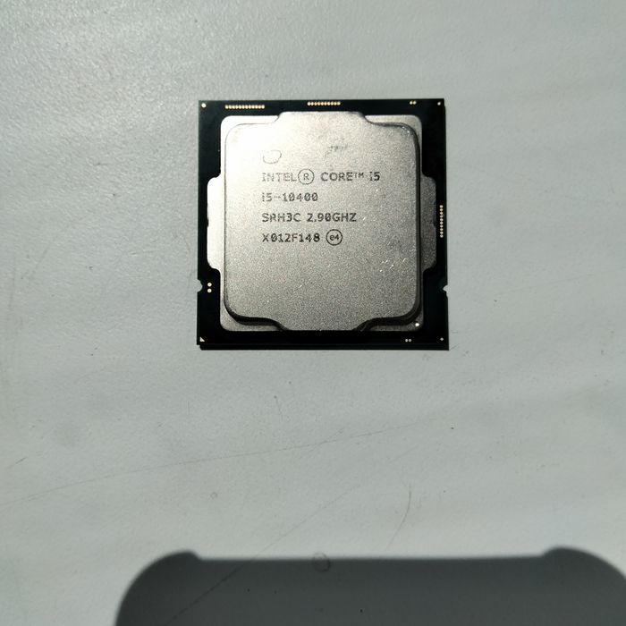 Intel i7. Intel i5