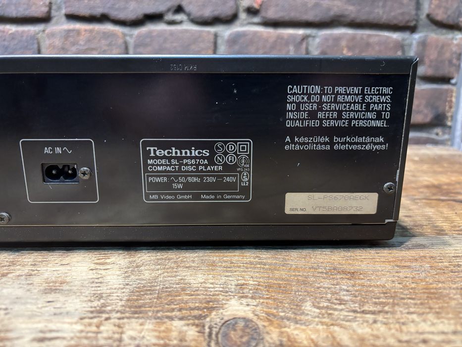 Odtwarzacz CD Technics SL PS 670 A