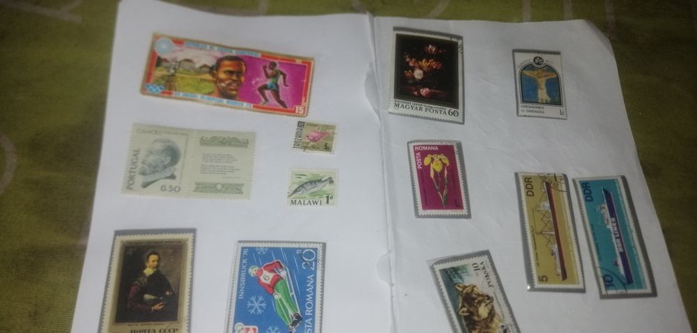 Vários selos pra coleção
