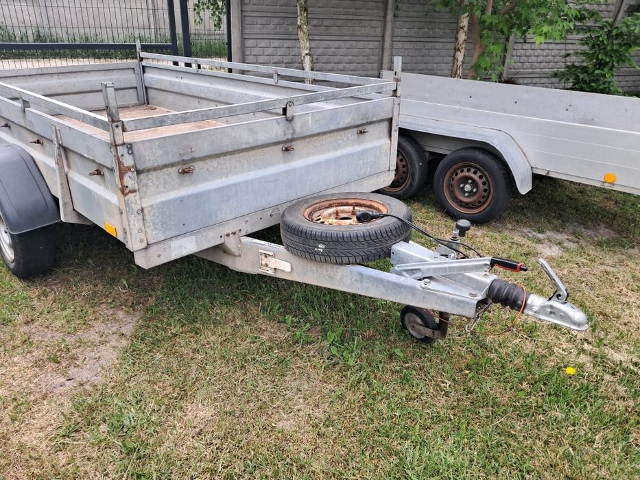 Przyczepa samochodowa THULE dmc 2000 kg