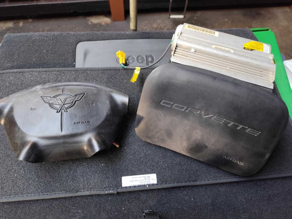 Chevrolet Corvette C5 poduszki powietrzne kierowca+pasażer