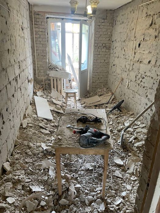 Демонтаж під ключ.Демонтаж стяжки, штукатурки, плитки,різка бетону!