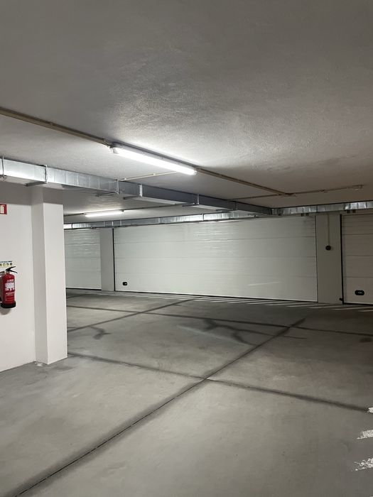 Garagem centro de Vale de Cambra