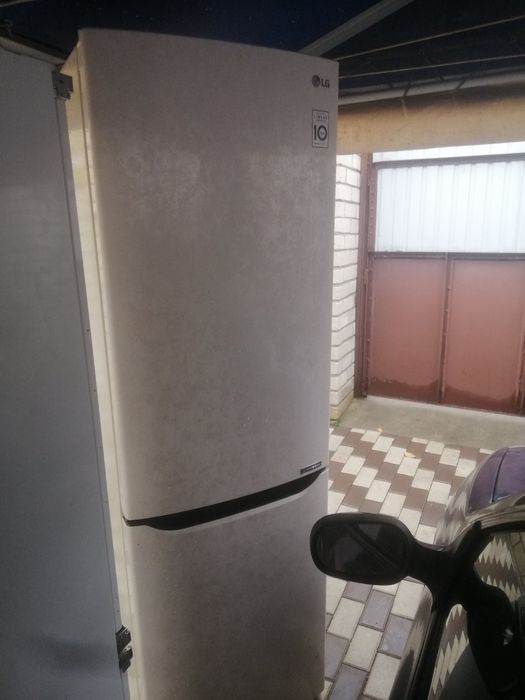 Холодильник Снайге, Индезит, Самсунг