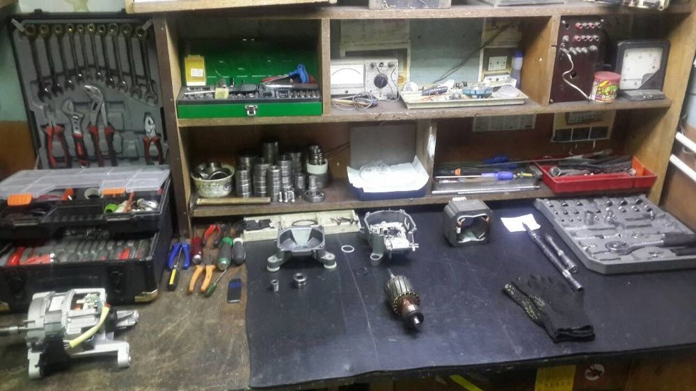 Ремонт пральних машин та мікрохвильових печей.