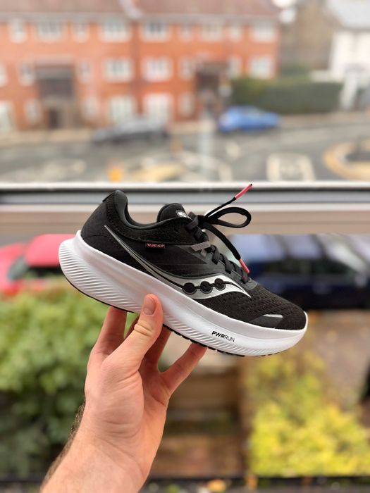 Кросівки бігові жіночі для бігу Saucony Ride Нові 37 Розмір див інші о