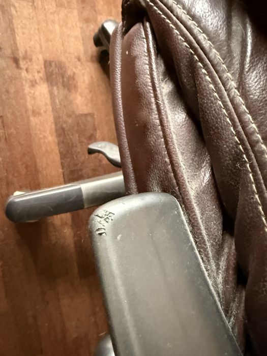 Cadeira escritorio pele