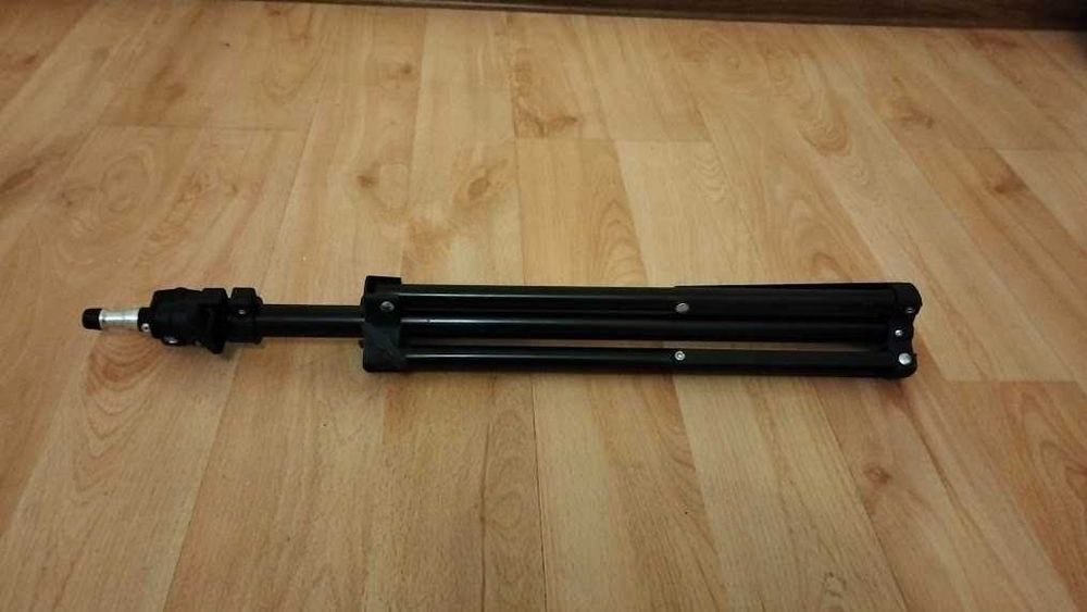 Тринога телескопічна для фото